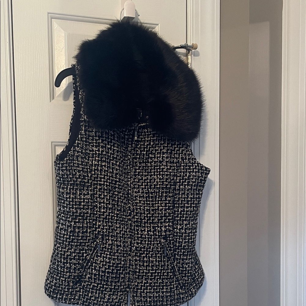 White House Black Market Tweed Vest with Faux Fur Collar